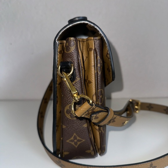 Louis Vuitton Pochette Metis Reverse - Picture 4 of 7